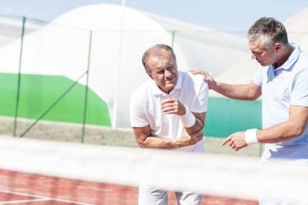 Бурсит из-за нагрузки на локоть
